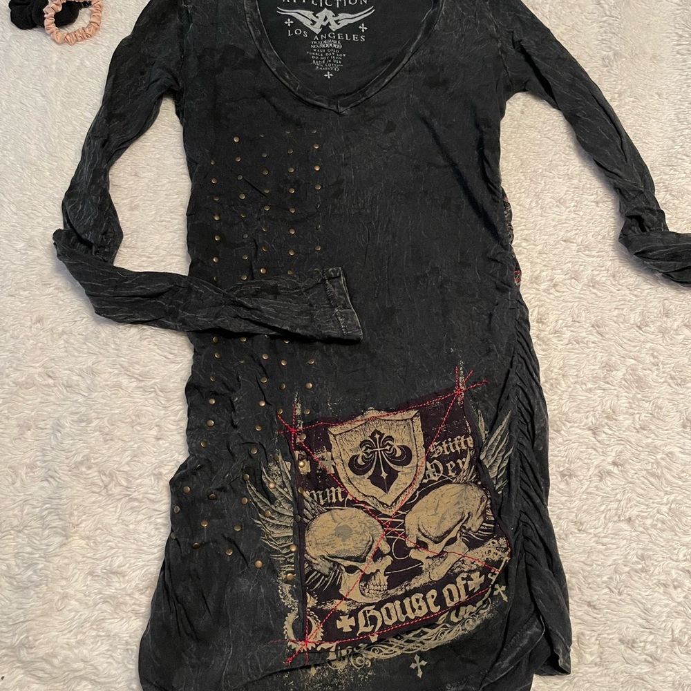 Affliction Long Sleeve size small Top
